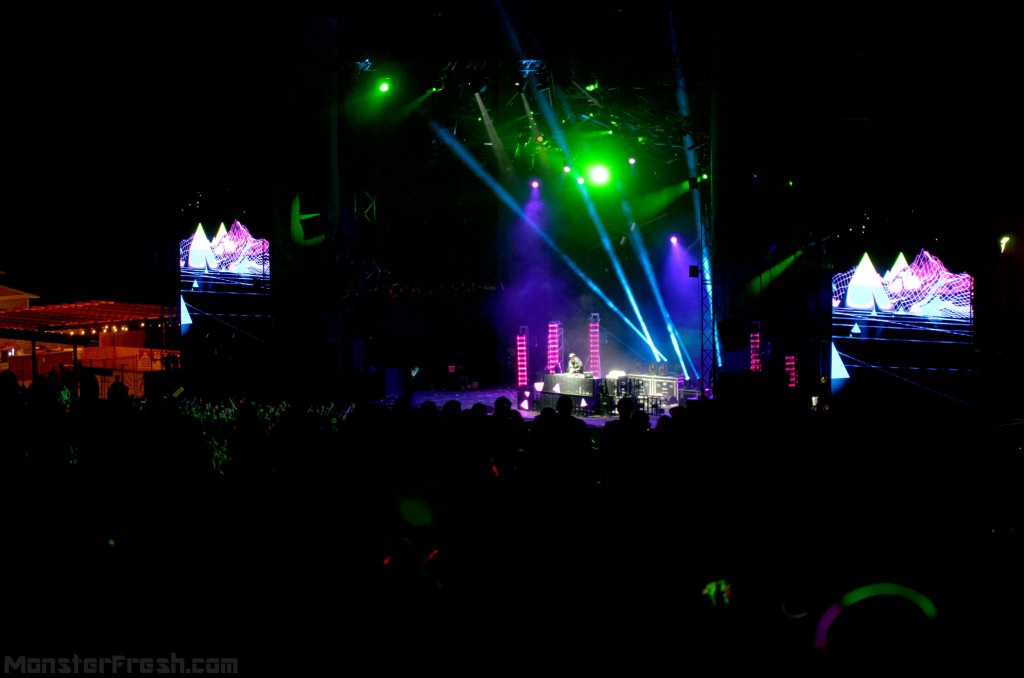 pretty-lights-lasers