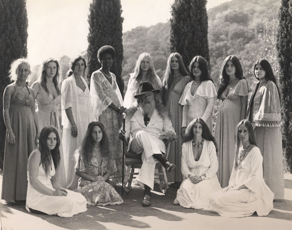 [Image: FatherAndHisWomenSuit.med_-1024x806.jpg]